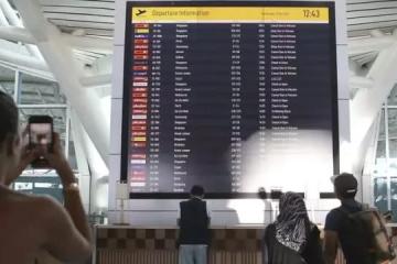 印尼峇厘岛多地停电 连机场也遭殃
