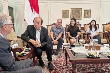 比尔盖茨在新加坡找房！脸书联合创始人也入籍新加坡，还有他们...