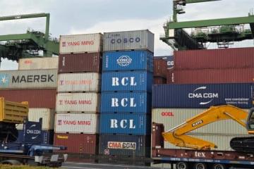 港口头四月货柜吞吐量增6.1% 达1418万个标箱