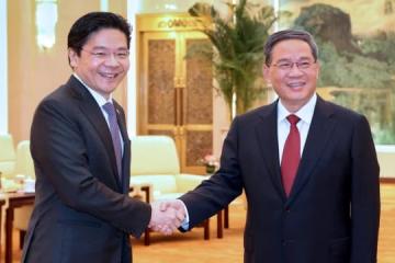 中国总理李强 致电贺黄循财连任新加坡总理