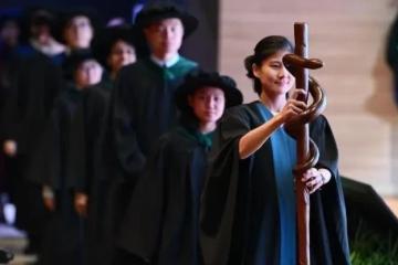 Duke NUS医学院毕业人数创记录，卫生部长王乙康出席！