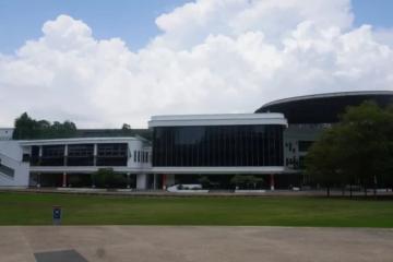 新加坡公立大学申请人数激增20%，人工智能等新课程成热门选择