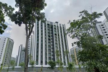 诊所月租逾5万标得组屋店面 网民：看病会更贵吗？