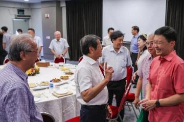 不是替代，而是增添！新加坡李显龙、徐芳达呼吁，协助新移民融入本地社会